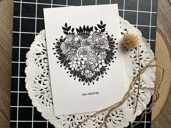 Carte Ex-voto fleuri Noir et Blanc